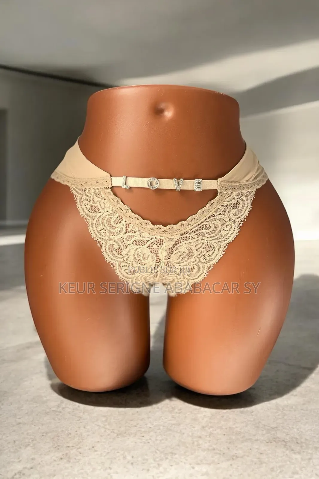 Slip Dentelle Love Sexy Et Confortable