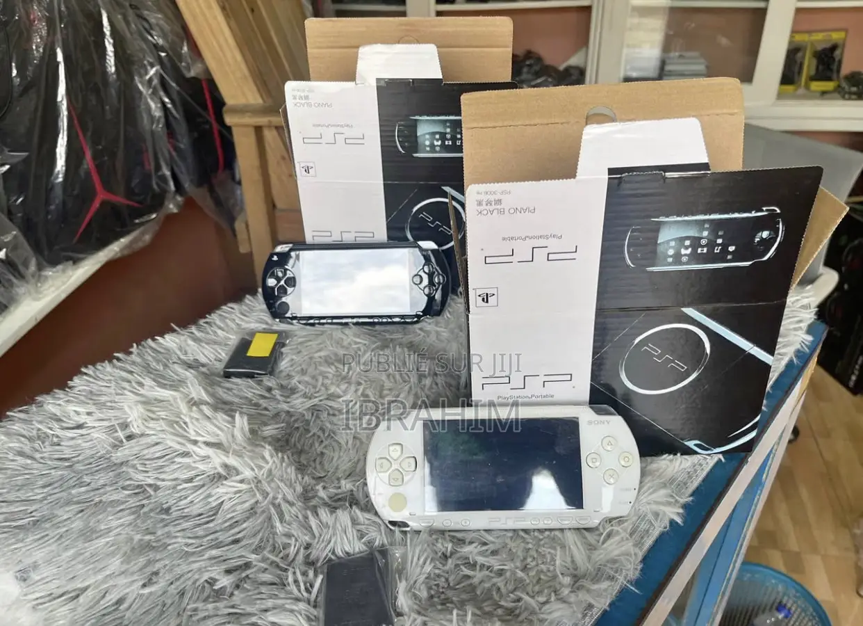 PSP Slim 20 Jeux Dont Gta Course Combat Efootball 25