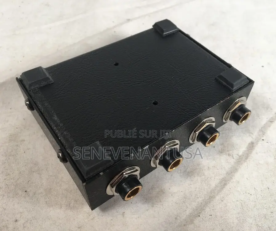 Voici Un Petit Mixeur Rolls Ultra-Compact Appelé Mini-Mix Iv