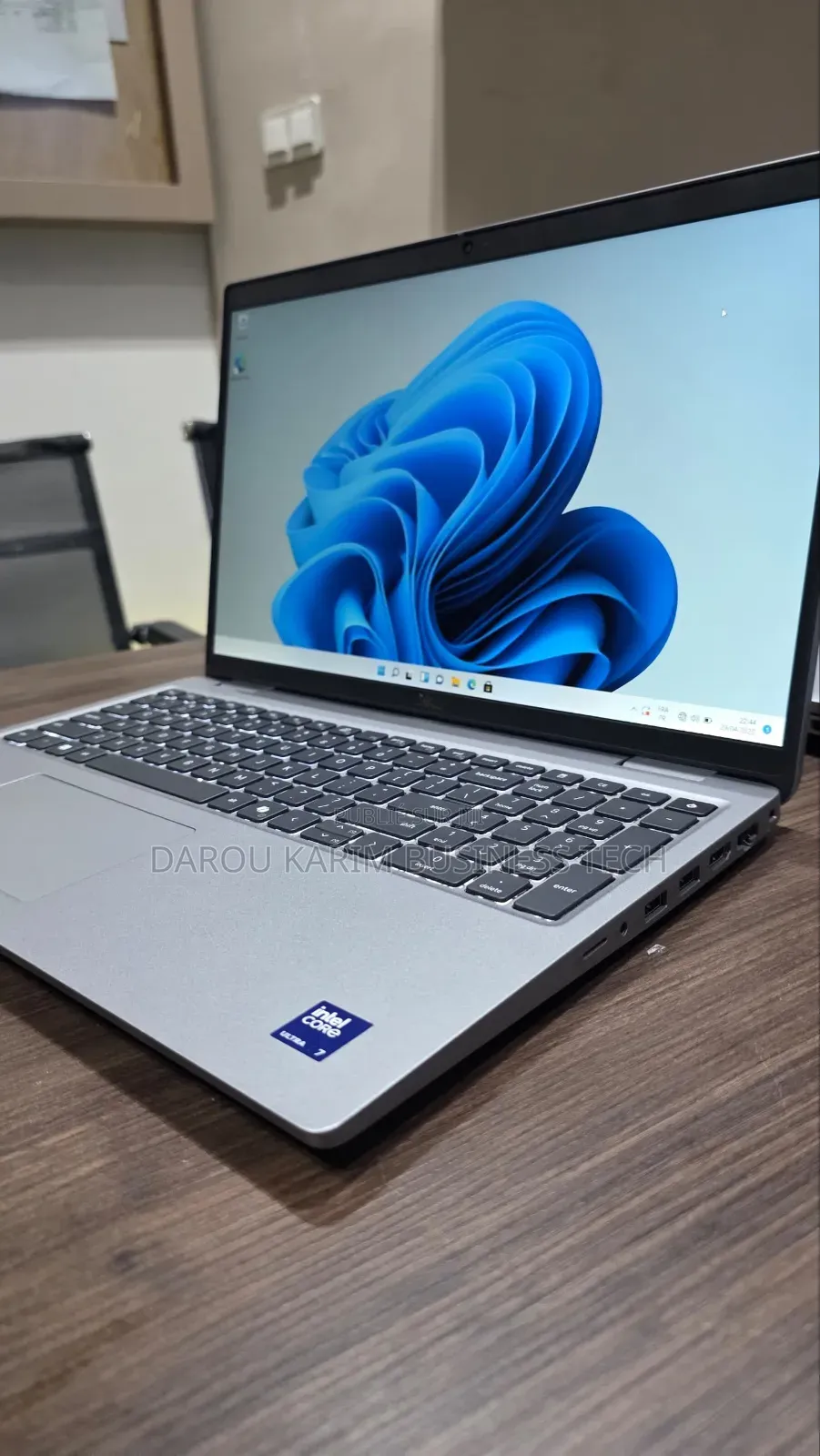 New Ordinateur Portable Dell Latitude 5550 16GB Intel Core I7 SSD 512GB