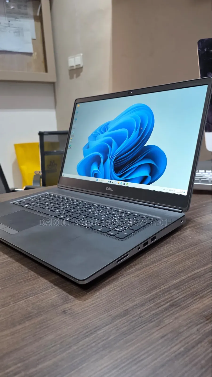 New Ordinateur Portable Dell Precision 7750 32GB Intel Core I7 SSD 1T