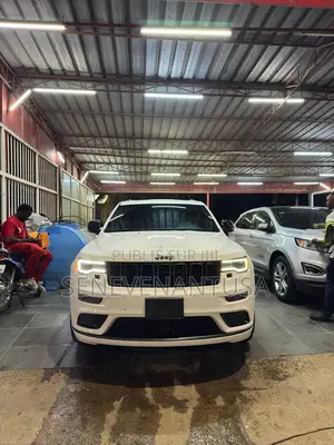 Photo - Jeep Cherokee 2019 Blanc