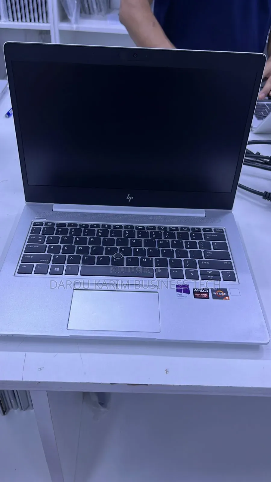 New Ordinateur Portable HP EliteBook 735 G5 16GB AMD Ryzen 3 SSD 256GB