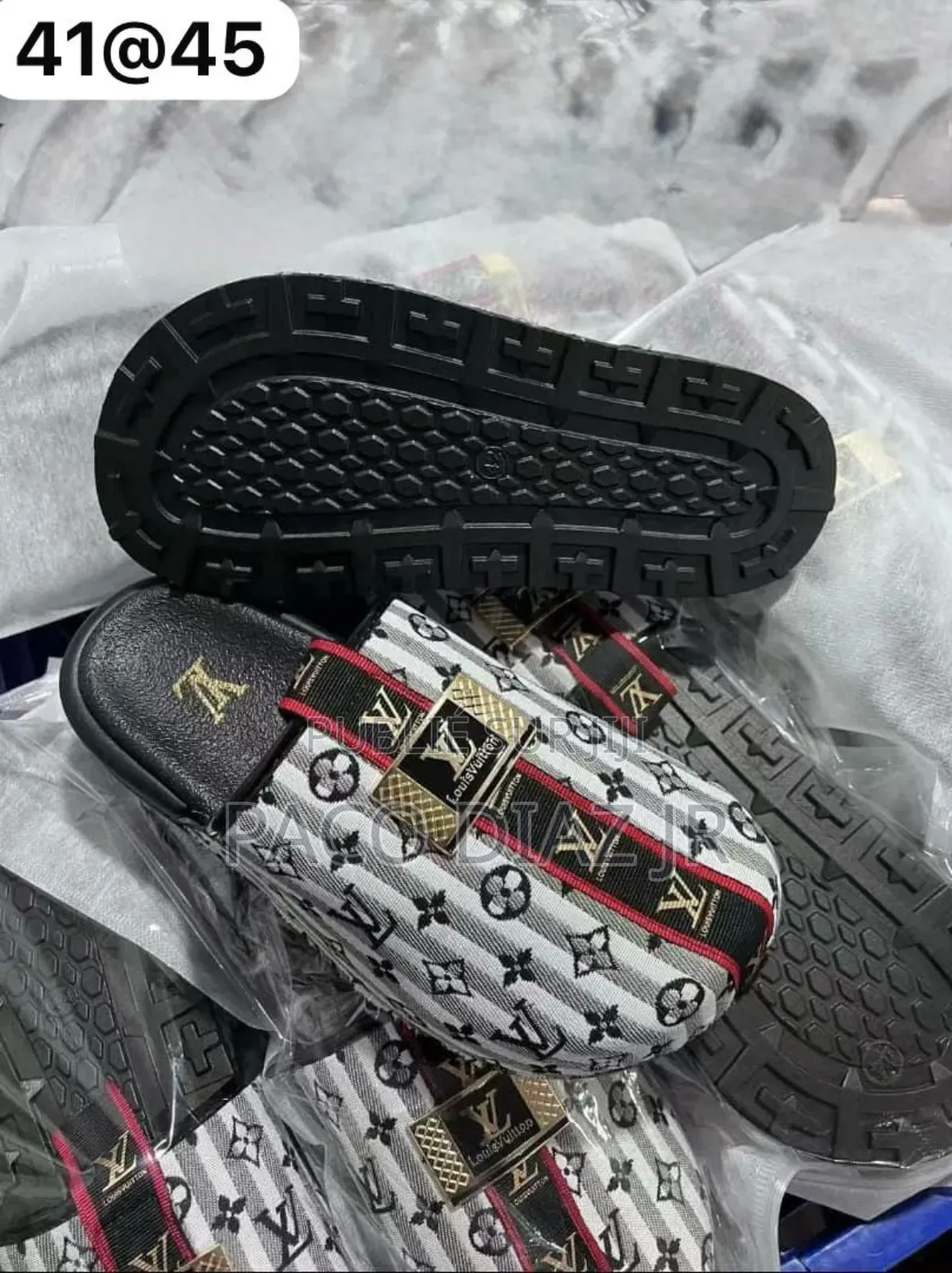 Pantoufles Louis Vuitton