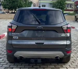 Ford Escape 2018 Gris