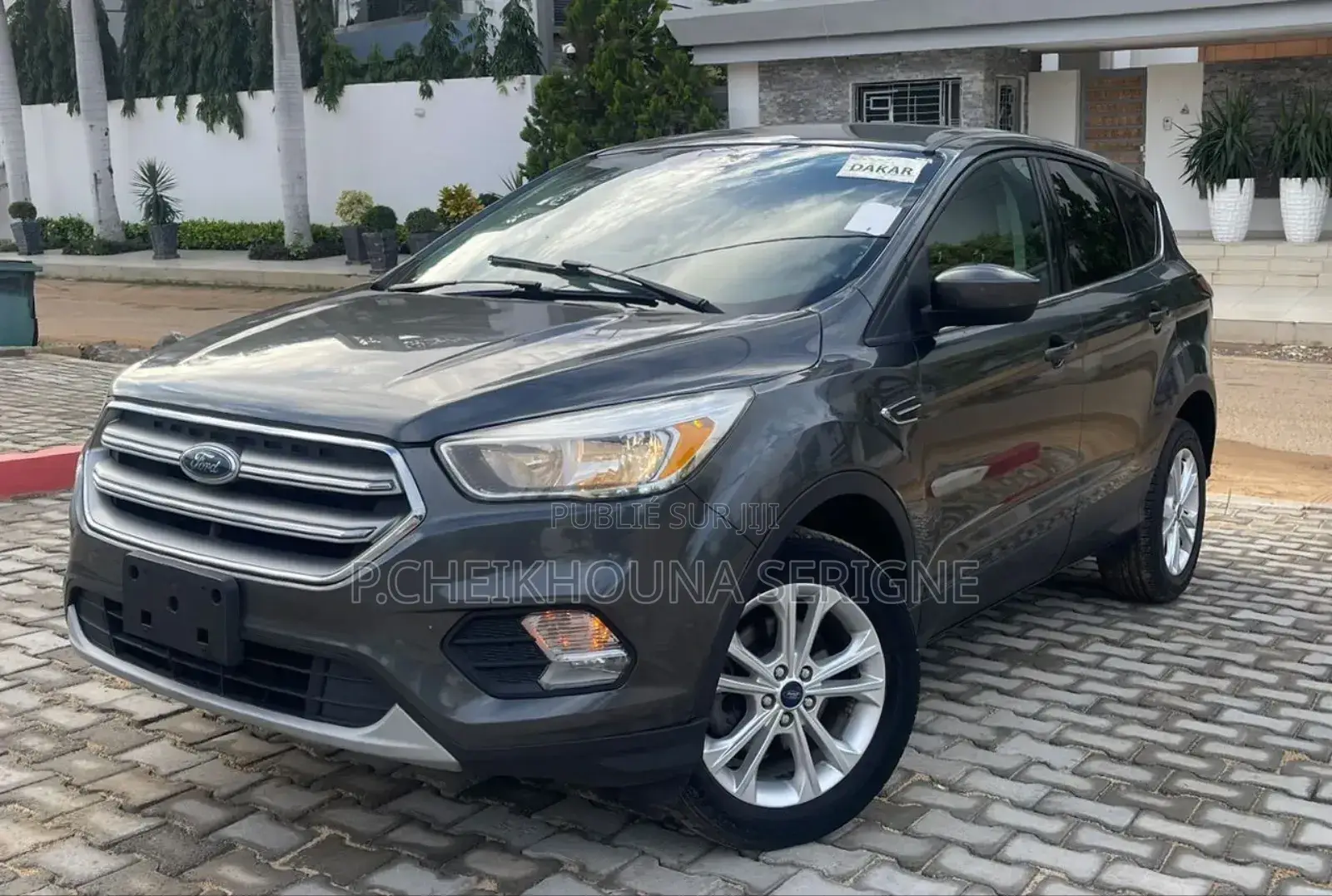 Ford Escape 2018 Gris