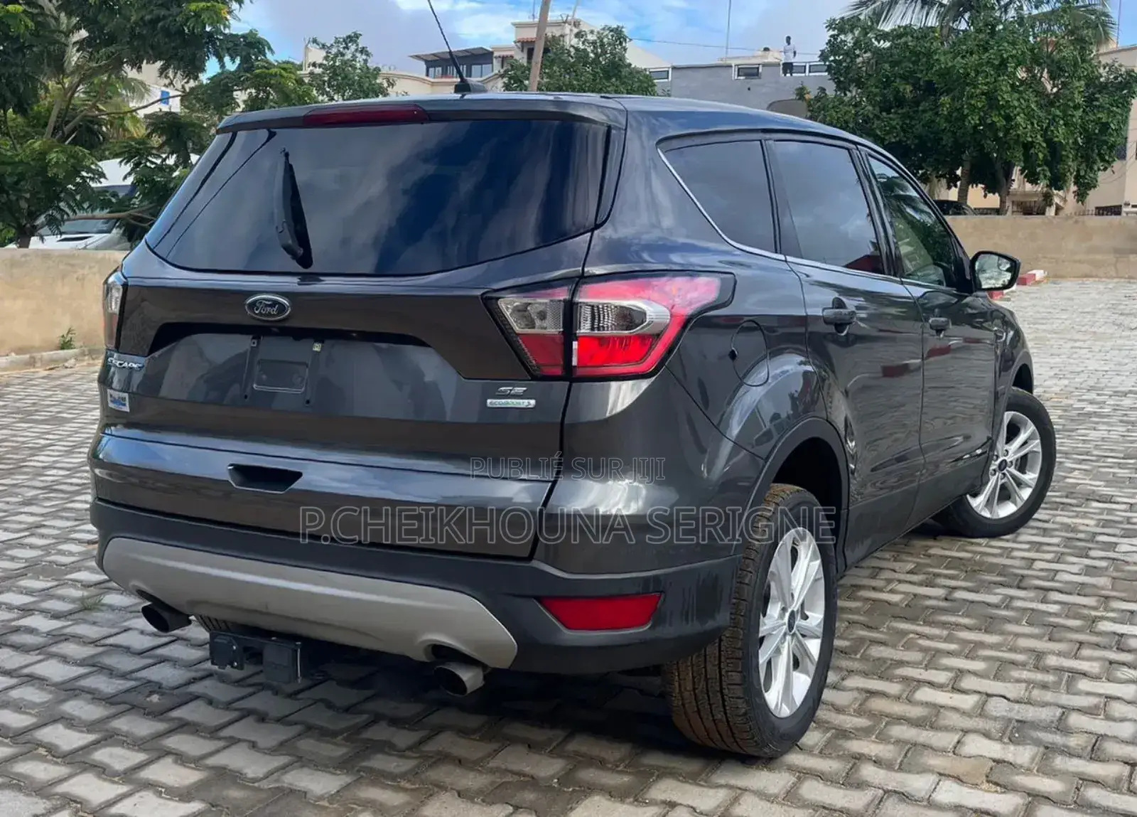 Ford Escape 2018 Gris