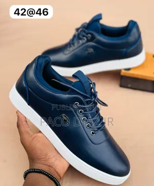 Photo - Chaussures Lacoste
