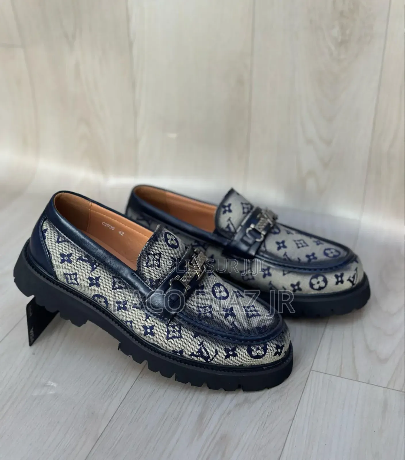 Chaussures De Ville Gros Talon