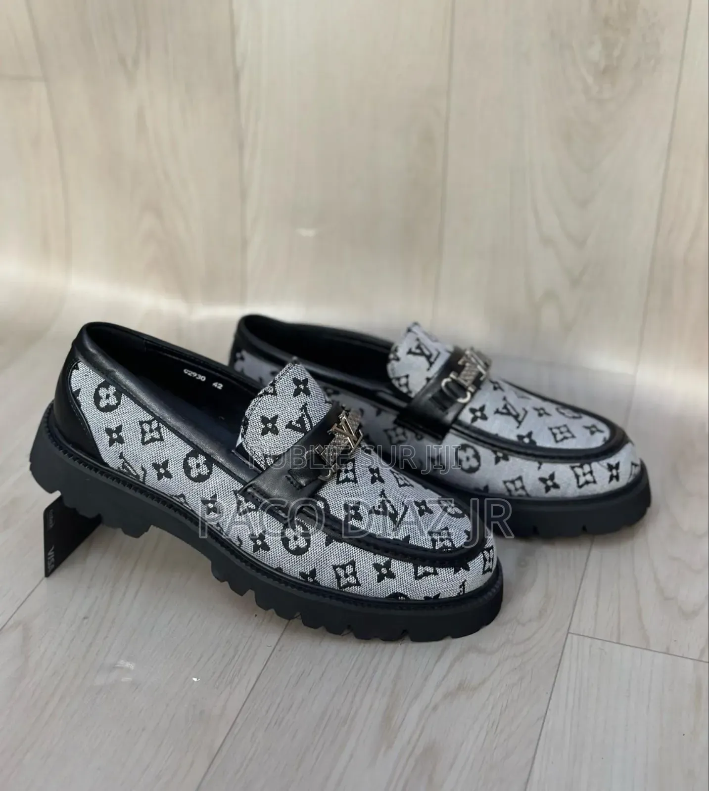 Chaussures De Ville Gros Talon