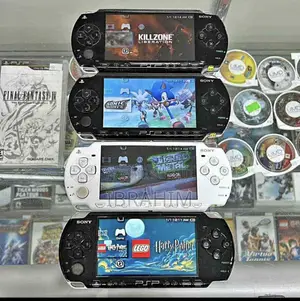 Photo - Console De Jeux PSP Avec Des Jeux Dernier Version