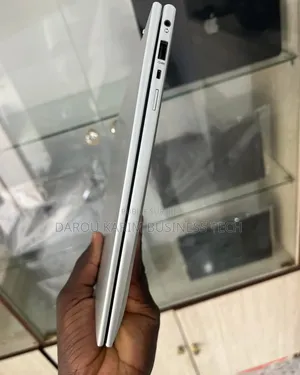 New Ordinateur Portable HP EliteBook 840 16GB Intel Core I7 SSD 1T