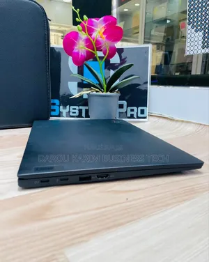 New Lenovo ThinkPad X1 Carbon 32GB Intel Core I7 SSD 1T