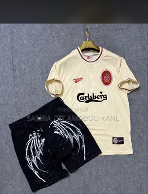 Maillot Liverpool Retro . Nouveau