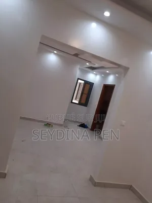 4chbre Appartement dans Grand Standing, Yoff à Louer