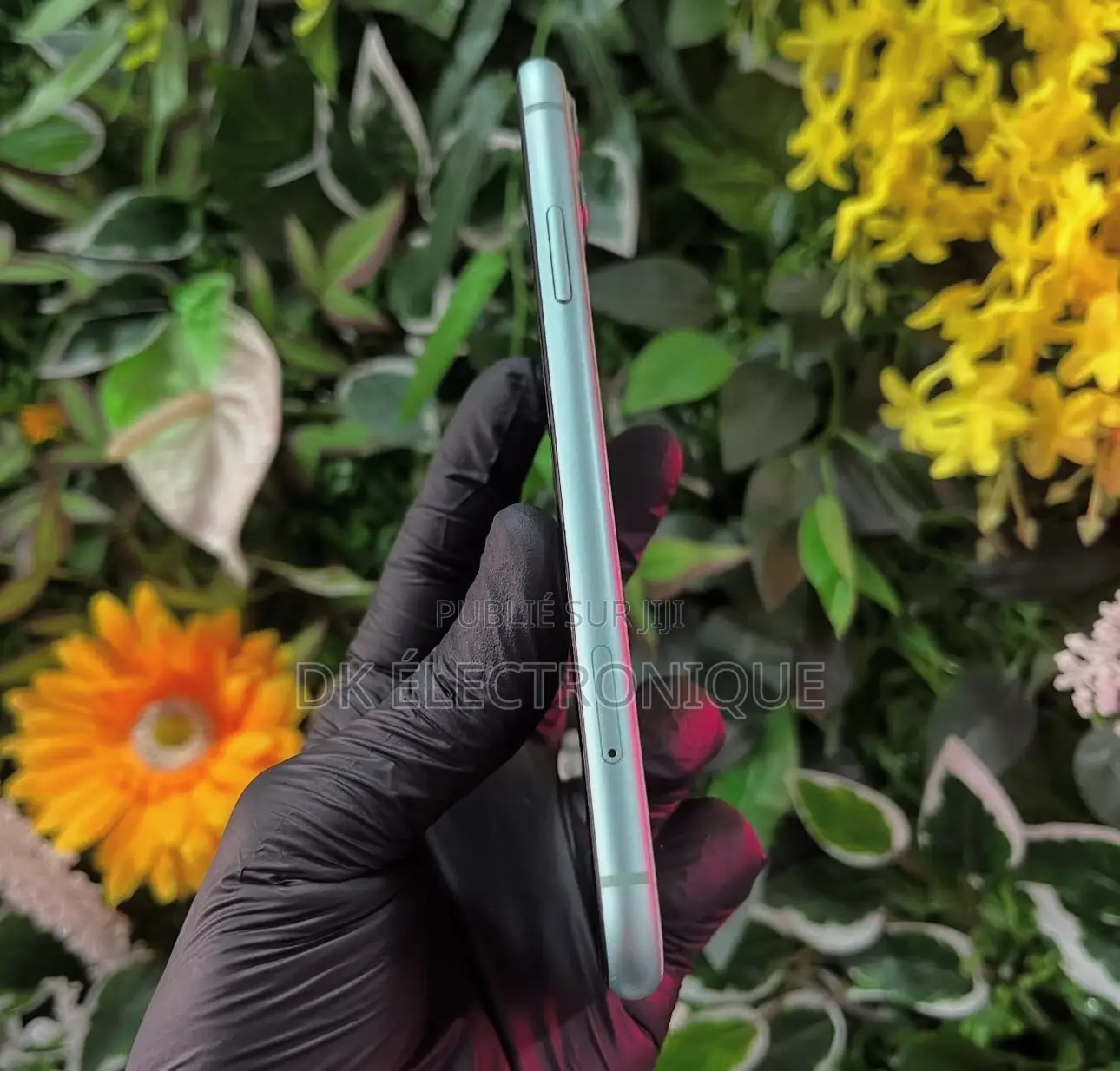 New Apple iPhone 11 128 GB Vert