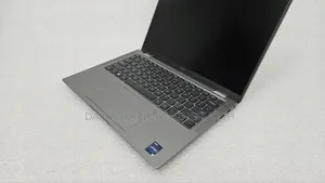Photo - New Ordinateur Portable Dell Latitude 7440 32GB Intel Core I7 SSD 512GB