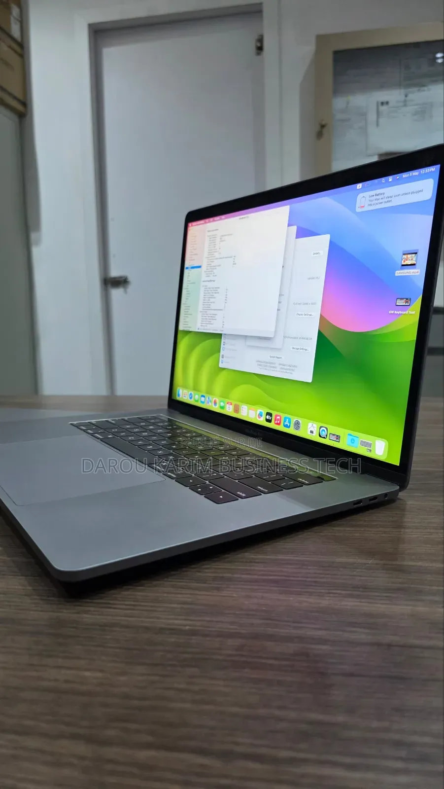 New Apple MacBook Pro 2018 32GB Intel Core I9 SSD 512GB