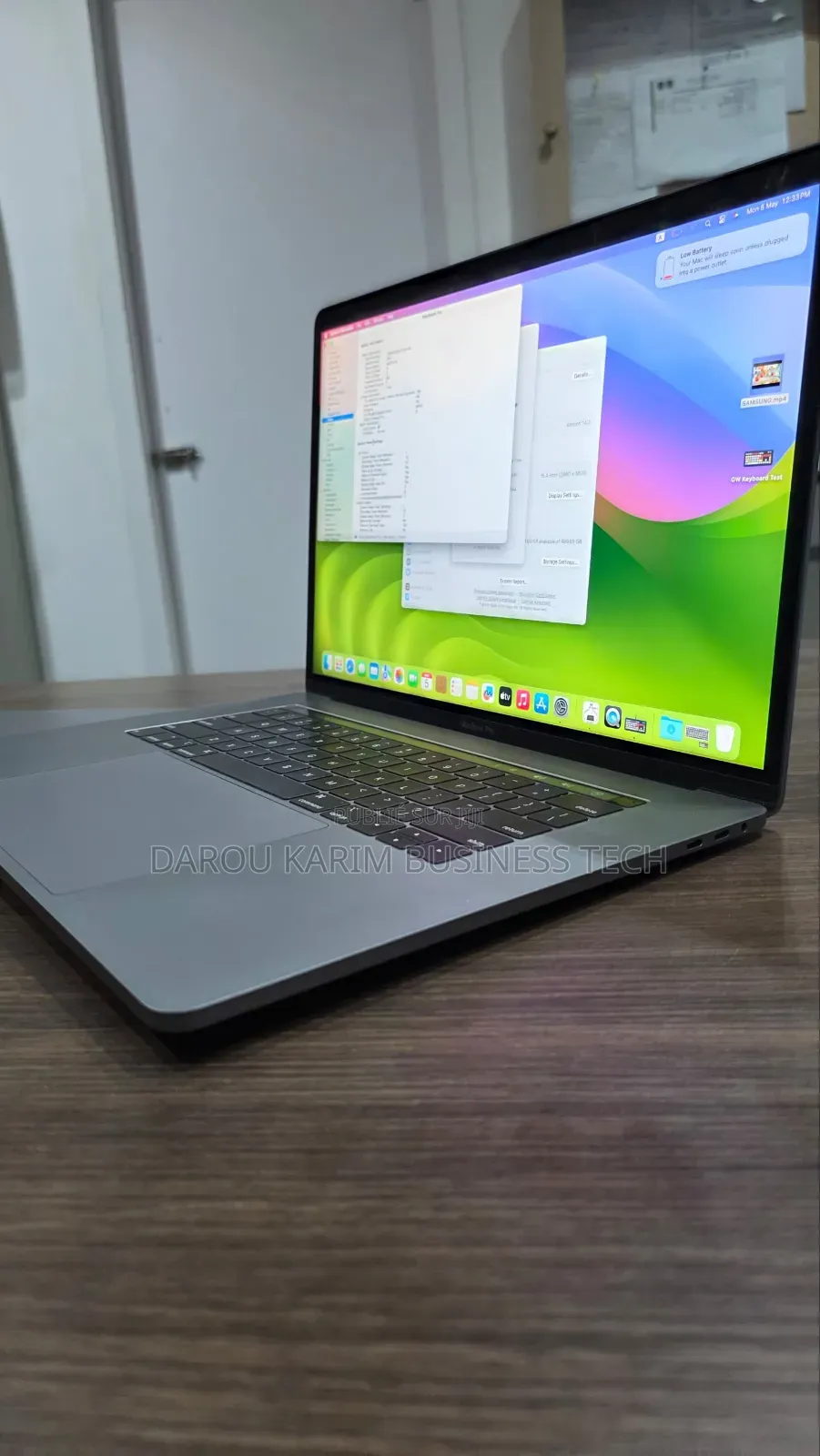 New Apple MacBook Pro 2018 32GB Intel Core I9 SSD 512GB