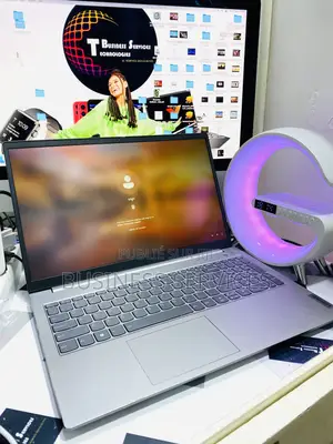 New Lenovo ThinkBook 15 16GB Intel Core I7 SSD 512GB