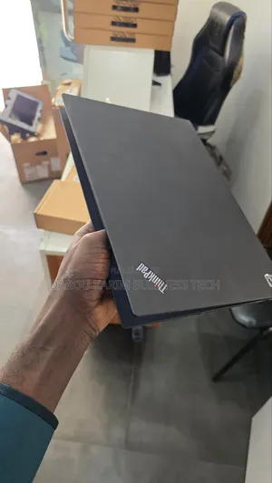 New Ordinateur Portable Lenovo ThinkPad T14 32GB AMD Ryzen 5 SSD 512GB