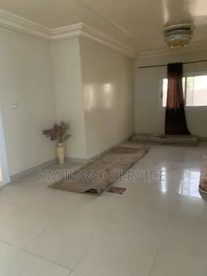 7chbre Maison de ville/terrasse dans Km Immobilier, Mermoz Sacré-Cœur