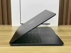 New Apple MacBook Air 2022 M2 8GB Apple M2 SSD 512GB