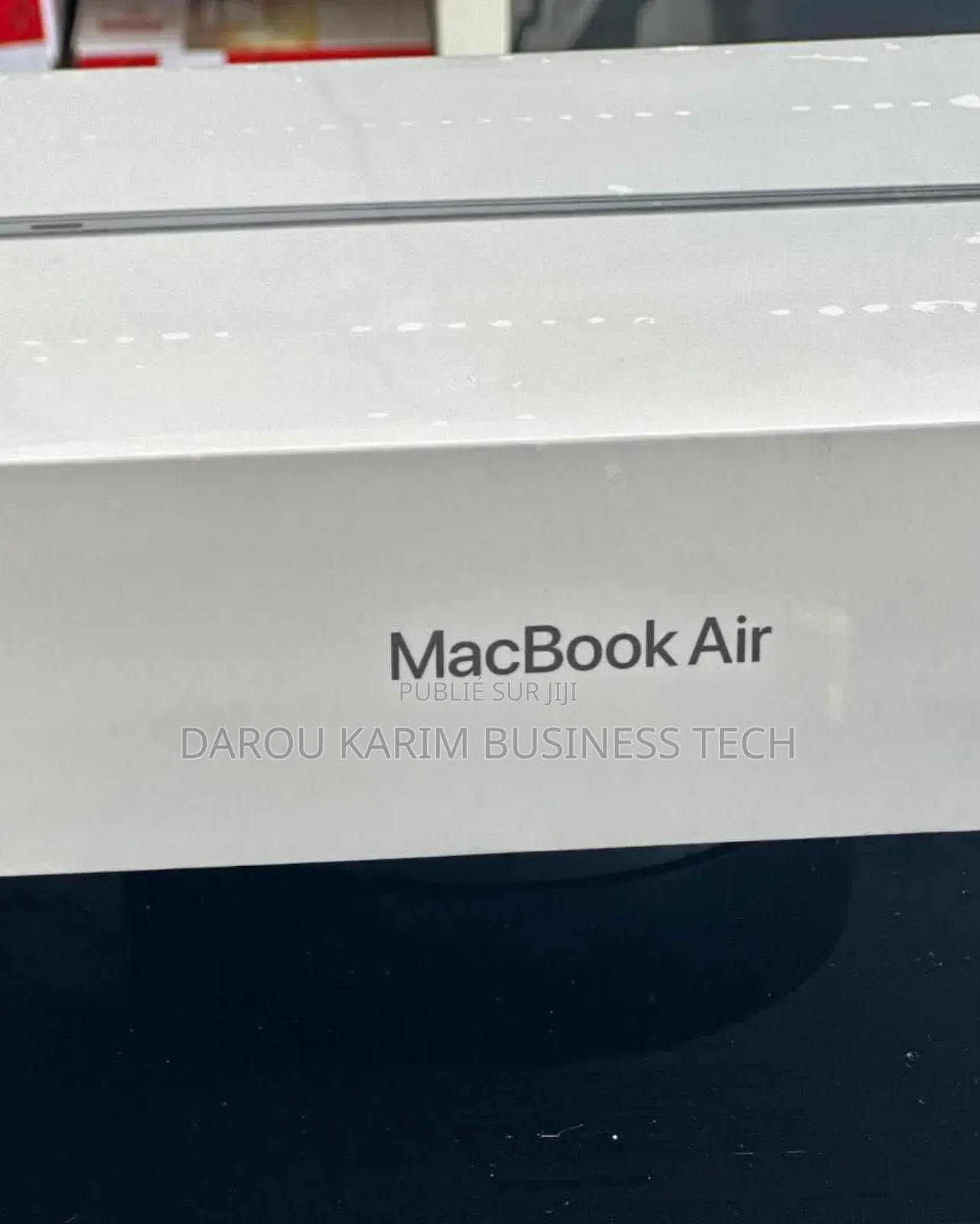 New Apple MacBook Air 2020 M1 8GB Apple M1 SSD 256GB