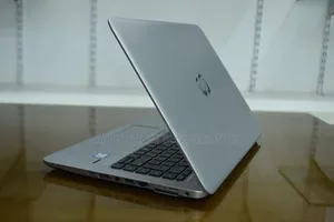 New Ordinateur Portable HP EliteBook 840 G3 8GB Intel Core I5 SSD 256GB