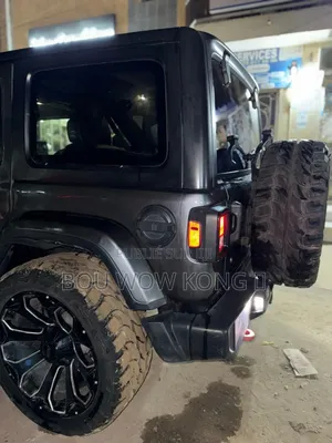 Photo - Jeep Wrangler Sport 4x4 2018 Noir