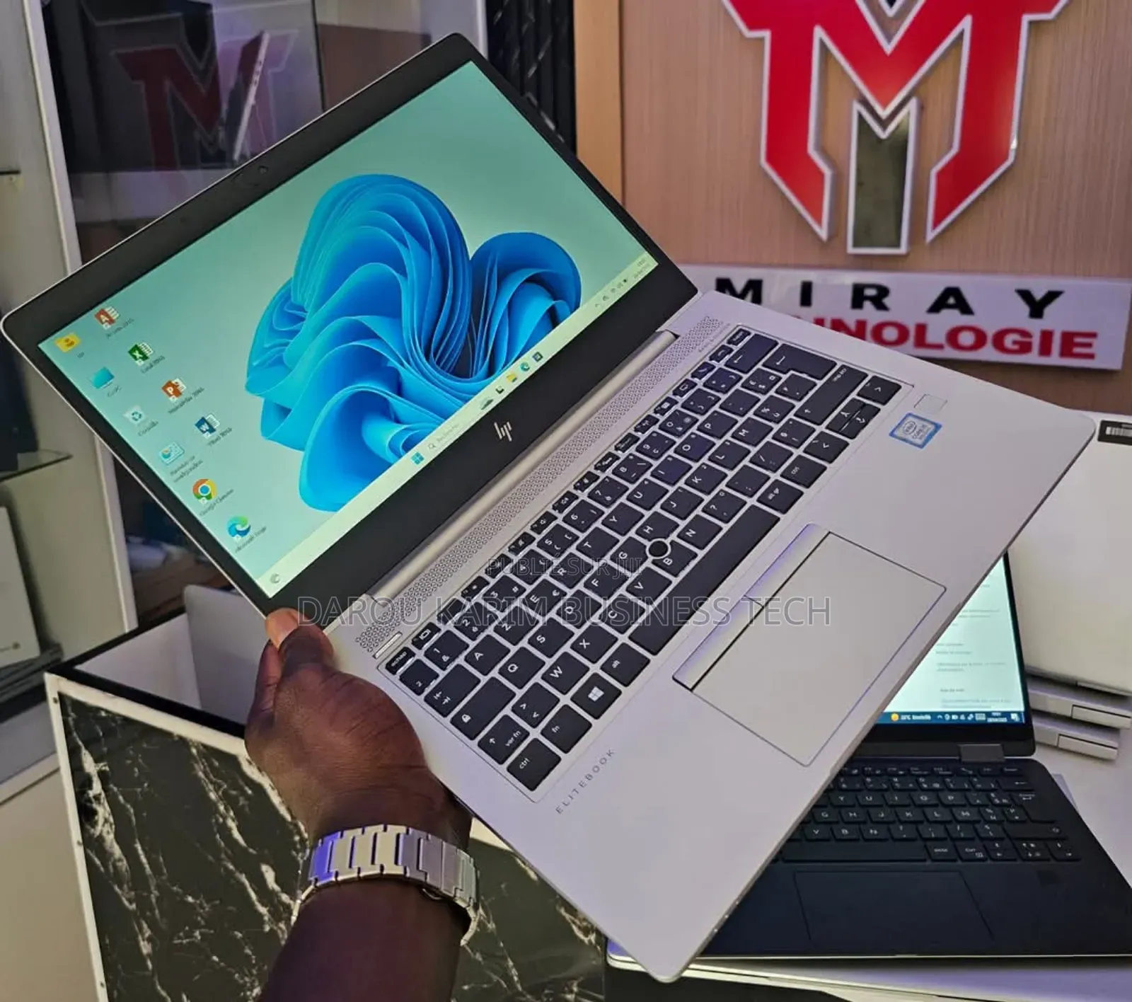 New HP EliteBook 840 G5 16GB Intel Core I5 SSD 256GB