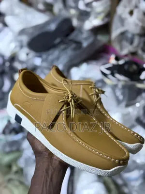 Photo - Wallabees Clarks