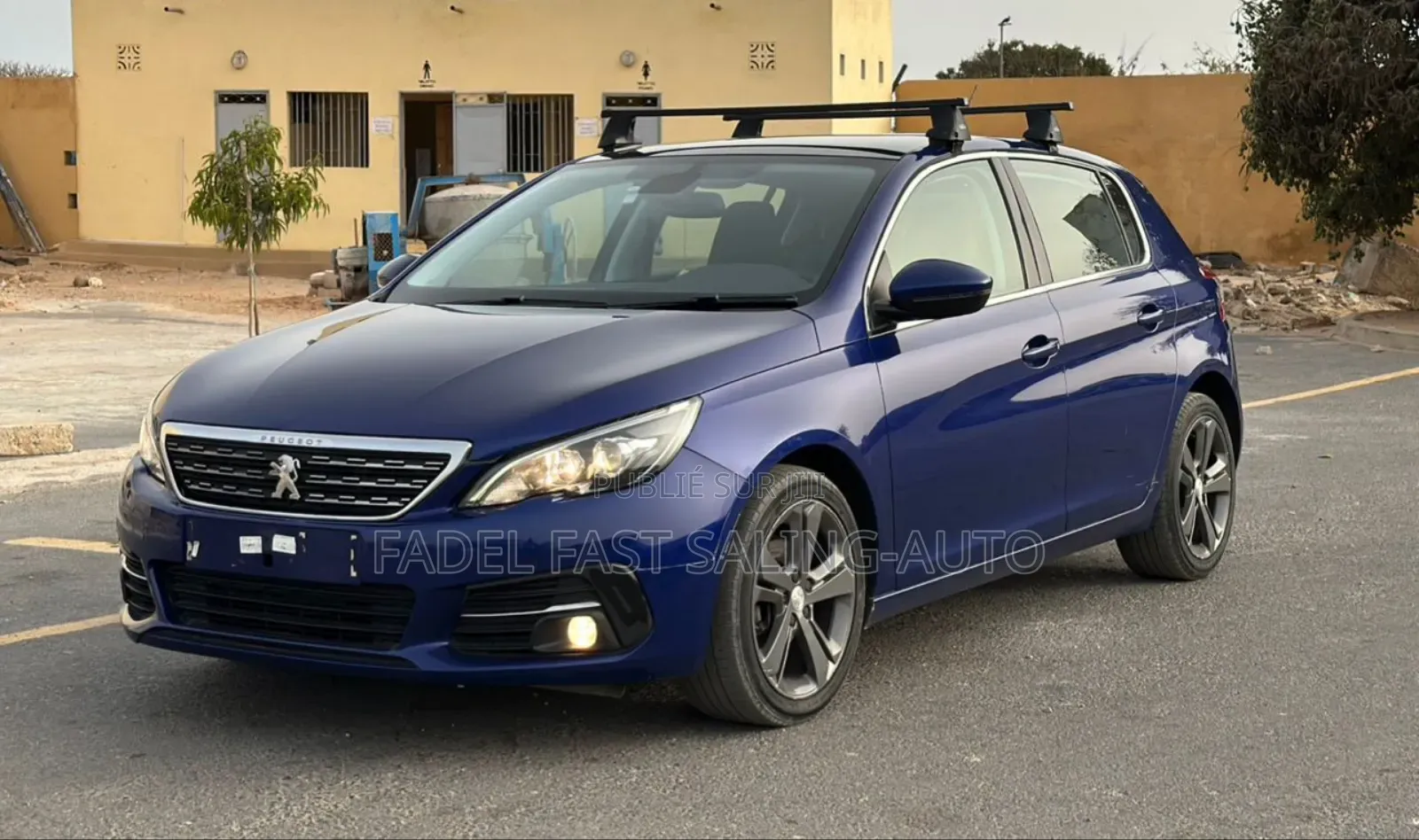 PEUGEOT 308 2018 Bleu
