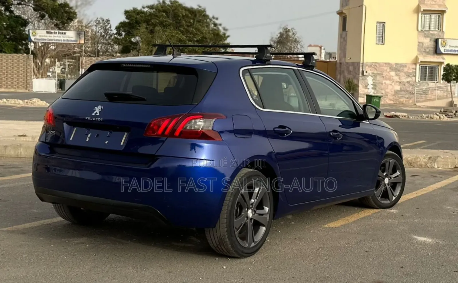 PEUGEOT 308 2018 Bleu