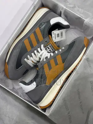 Adidas Sl’72. Disponible Pointure ,40,41,42,43,44,45,