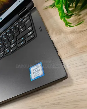 Ordinateur Portable Dell Latitude 7390 16GB Intel Core I7 HDD+SSD 512GB