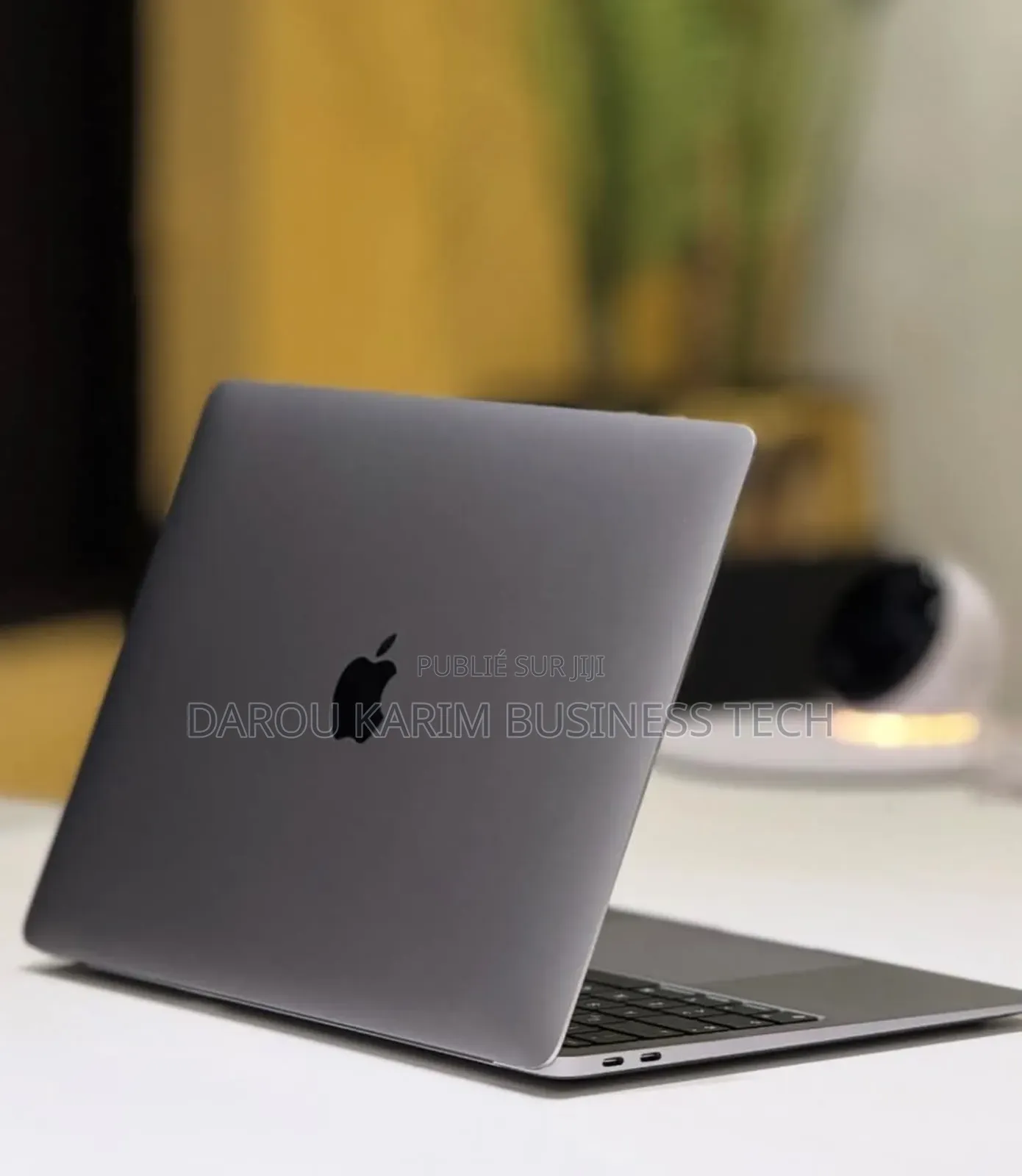 New Apple MacBook Air 2020 M1 8GB Apple M1 SSD 512GB