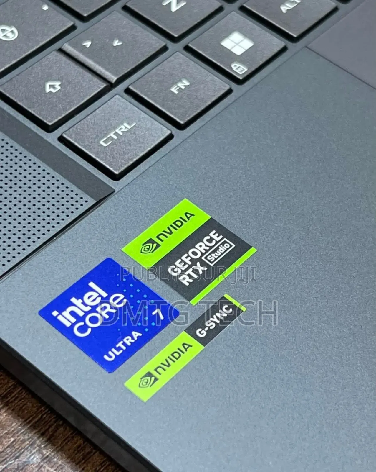 New Asus ROG Zephyrus G16 16GB Intel Core Ultra 7 SSD 512GB