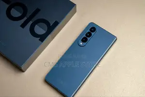 Photo - New Samsung Galaxy Z Fold4 512 GB Blue