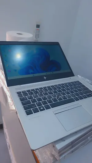 New Ordinateur Portable HP EliteBook 735 G5 16GB AMD Ryzen 7 SSD 512GB