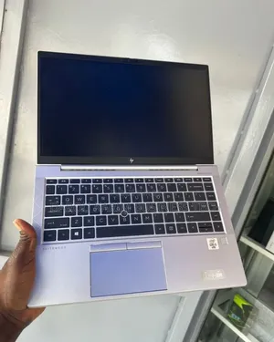 Photo - New HP EliteBook 840 G7 16GB Intel Core I7 SSD 512GB