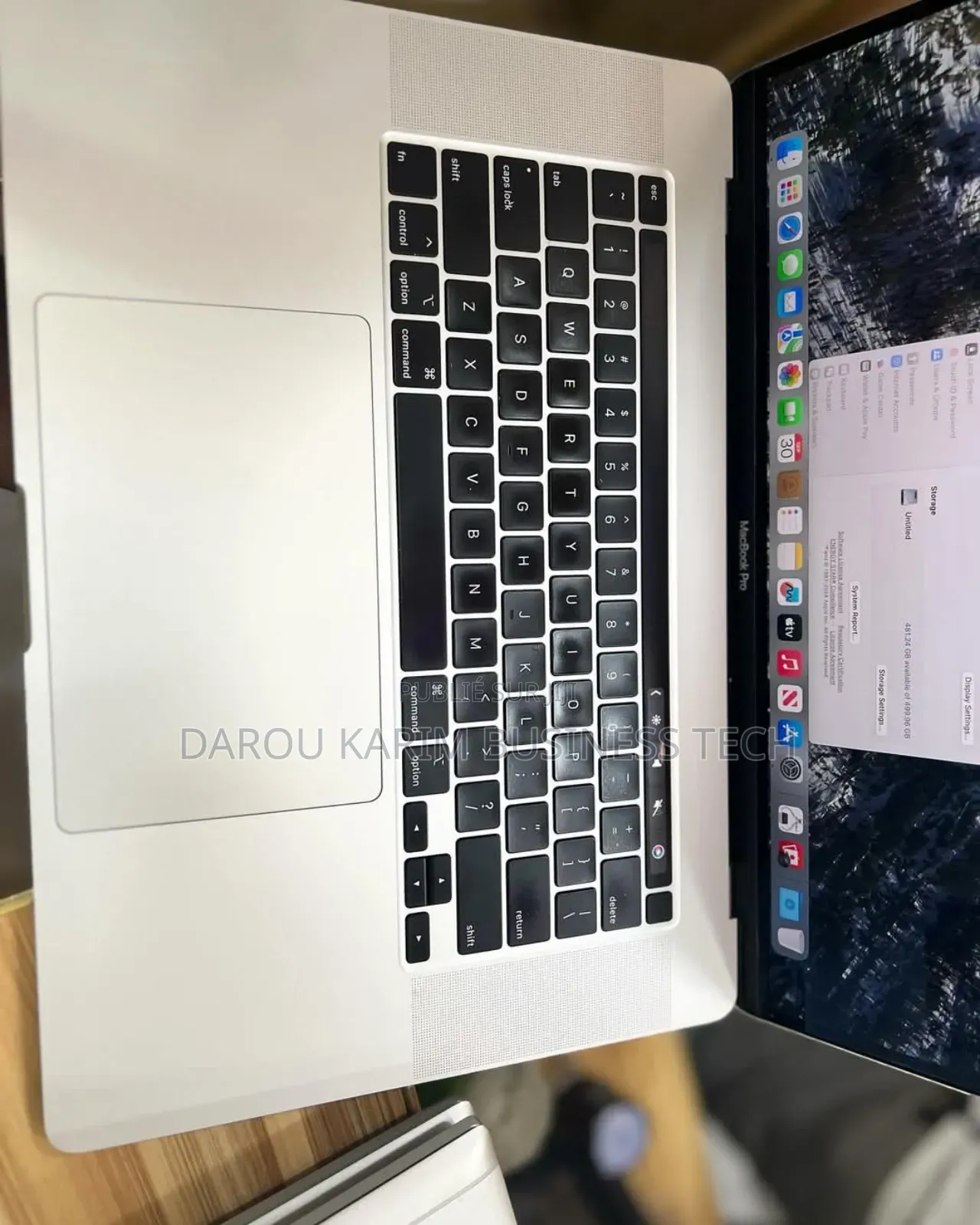 New Apple MacBook Pro 2019 16GB Intel Core I9 SSD 512GB