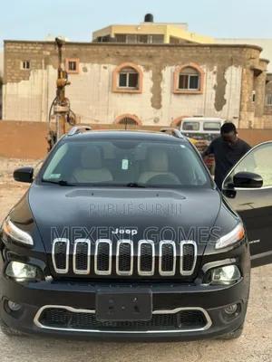 Photo - Jeep Cherokee Limited 4x4 2018 Noir