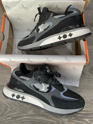 Louis Vuitton Run Away
Size: 40 À 44
*18mille en Gros*