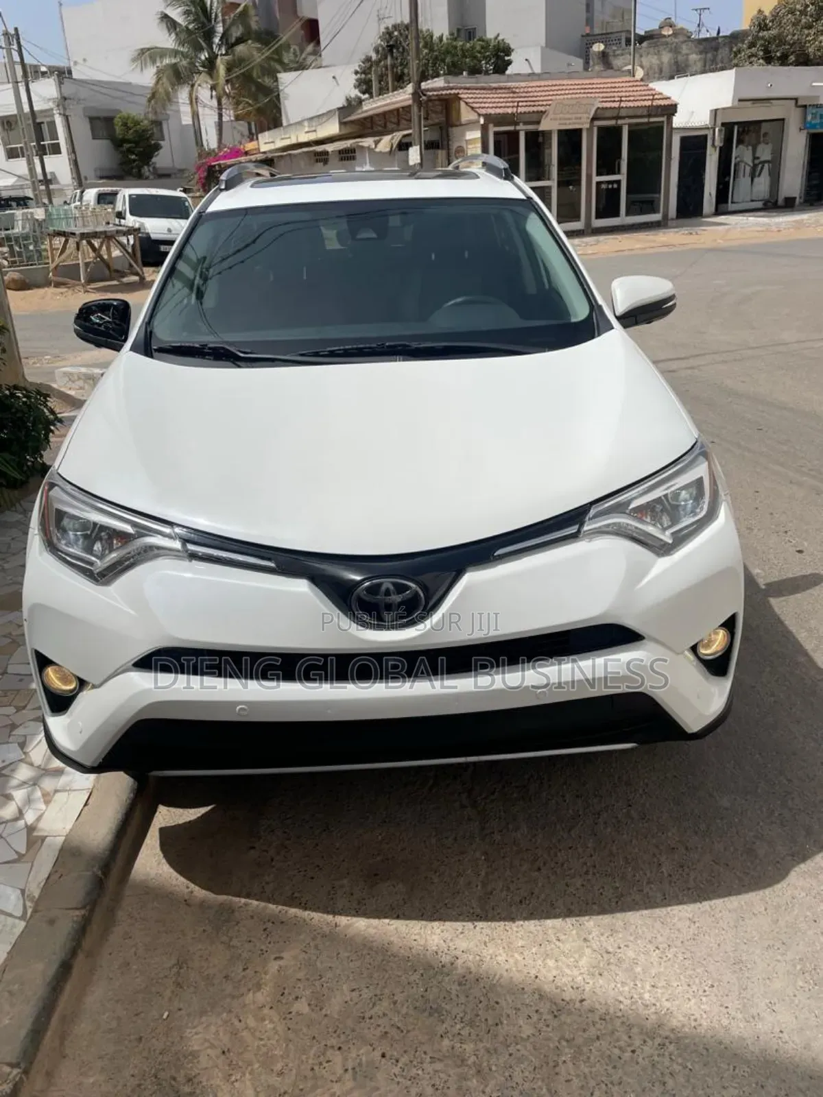 Toyota RAV4 Limited 4dr SUV AWD (2.5L 4cyl 6A) 2018 Blanc