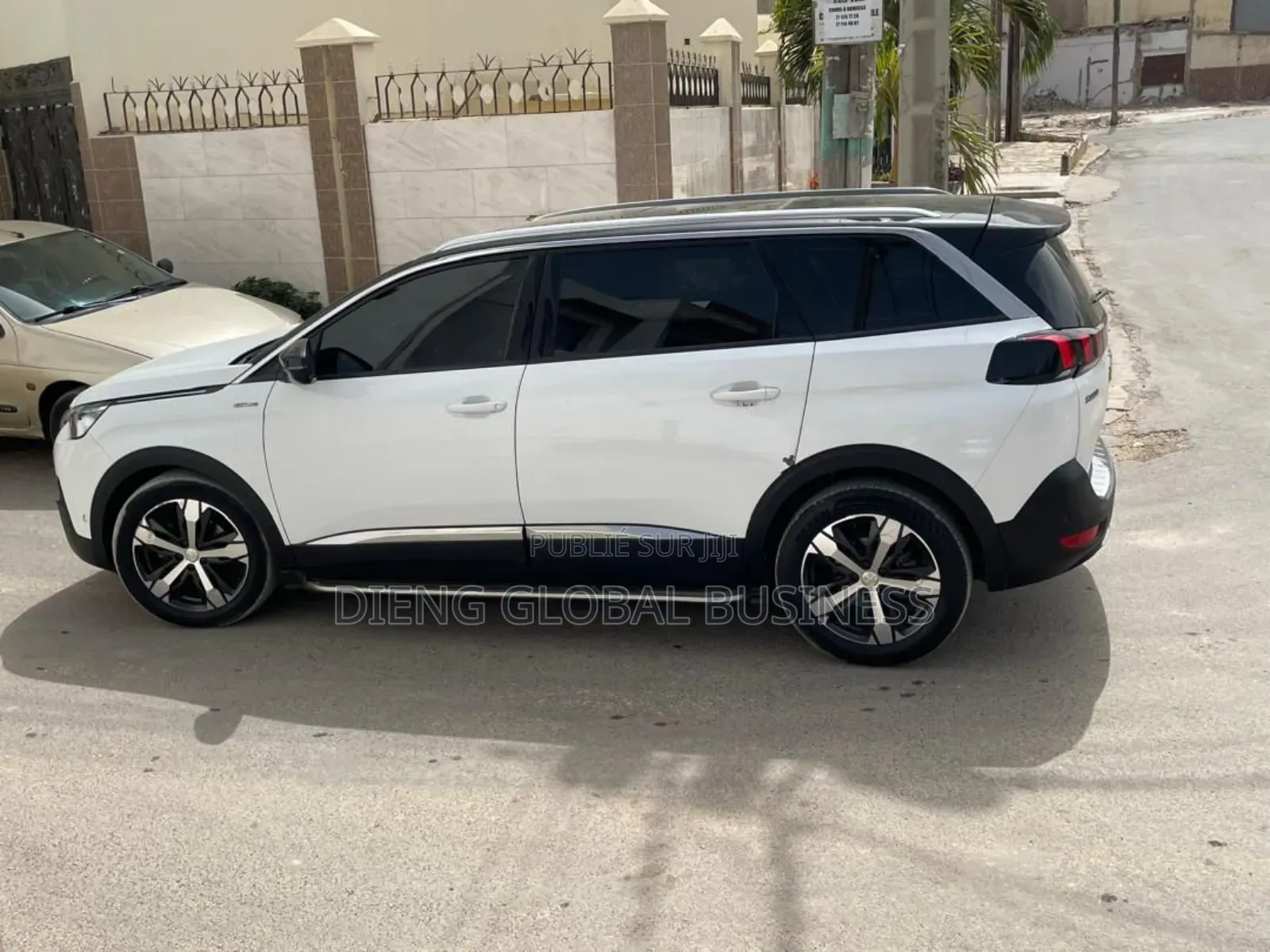 PEUGEOT 5008 1.6 BlueHDi 120 GT Line 2018 Blanc
