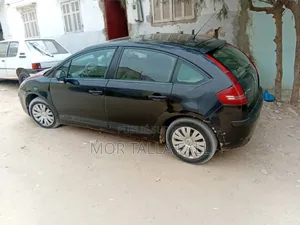 Photo - Citroen C4 2011 Noir