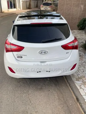 Hyundai Elantra ECO Sedan FWD (1.4L 4cyl 7A) 2017 Blanc