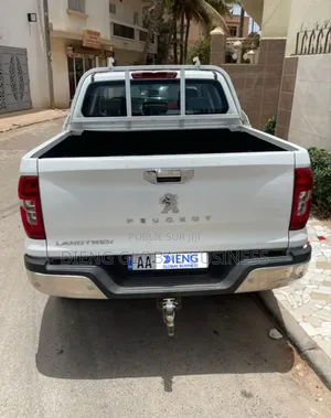 PEUGEOT Landtrek 2.2 Diesel Double Cab AWD 2024 Blanc
