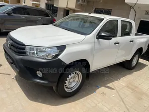 Toyota Hilux Revo Double Cab Deisel 2.4 AWD 2019 Blanc